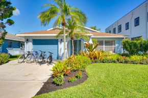 Lovely Naples Home with Lanai and Pool about 1 Mi to Beach